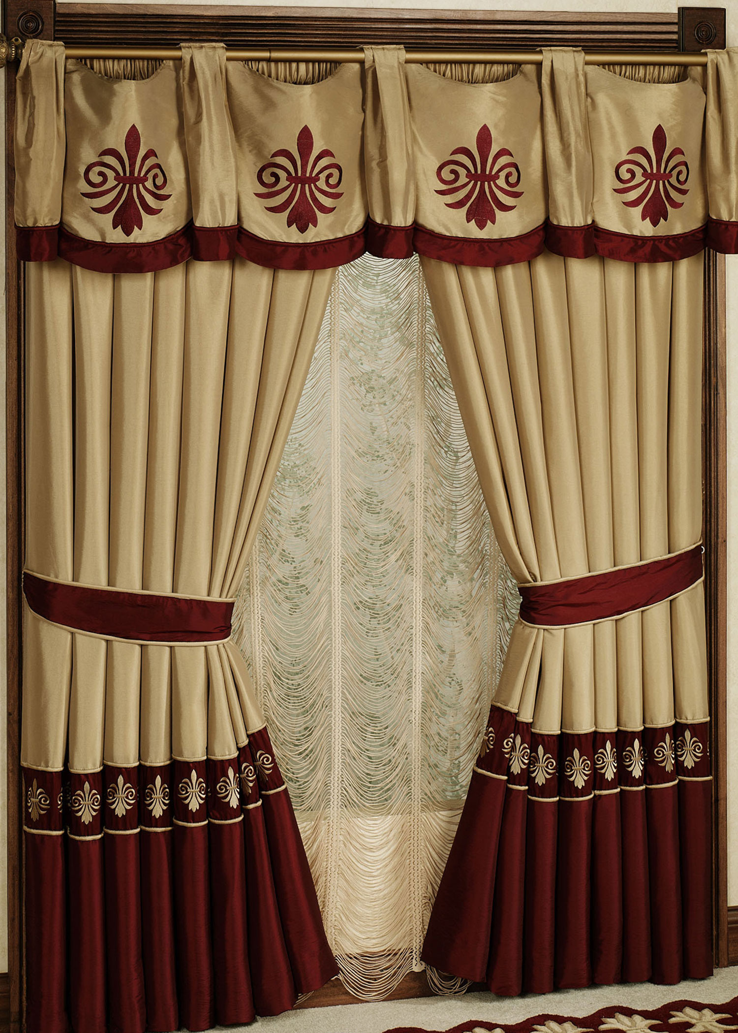 natural-textiles-designed-curtain