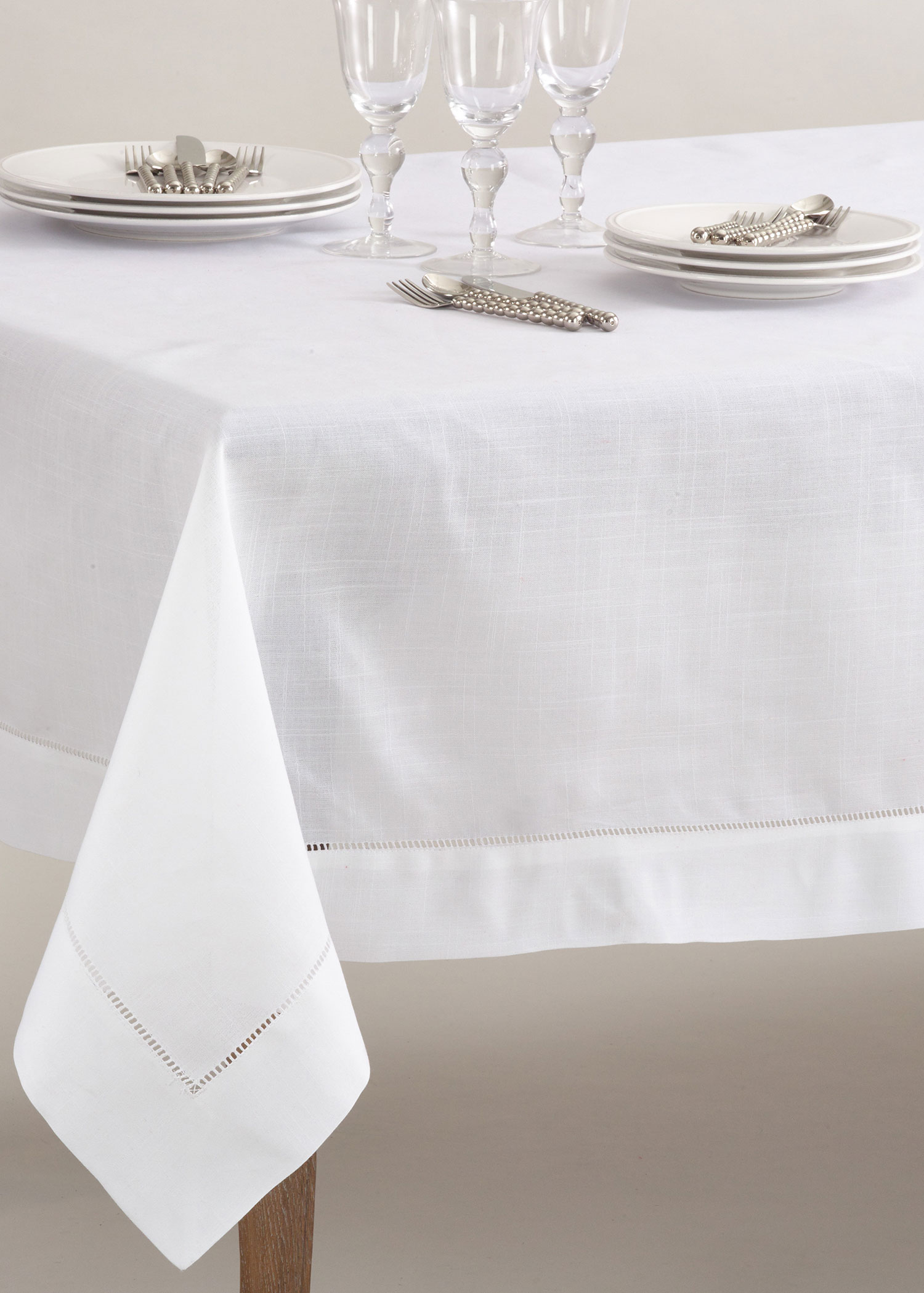 natural-textiles-table-linen